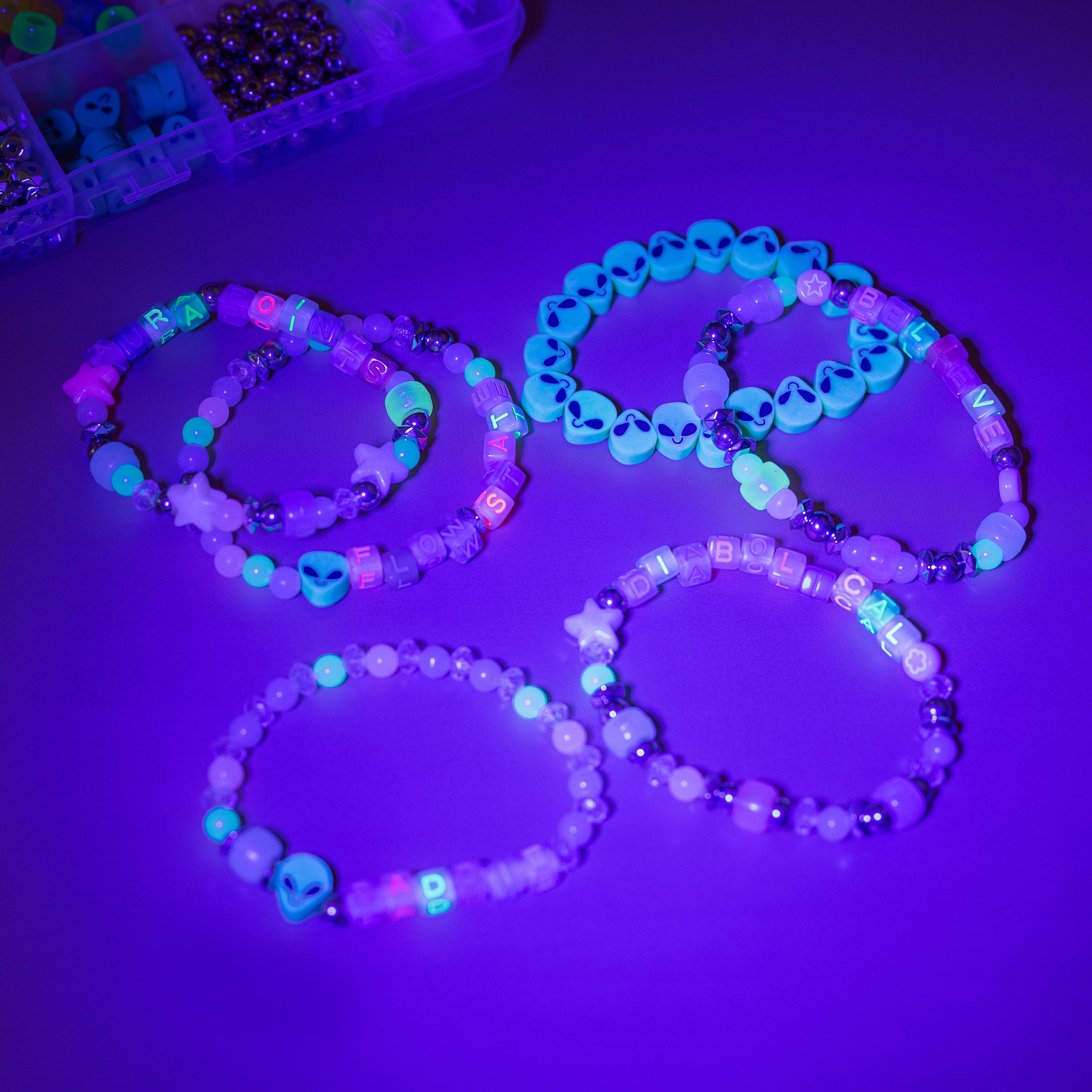 Alien Bead Bracelet Kit
