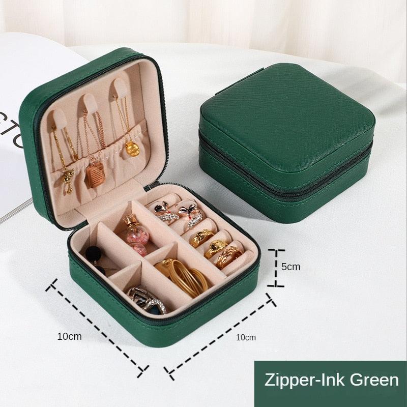 Jewelry Organizer Display Travel PU Leather Jewelry Case Boxes Travel Portable Jewelry Box Storage Organizer Earring Holder Gift Jewellery Box Organizer Small Portable PU Leather Travel Jewelry Storage Case for Rings Earrings Necklace